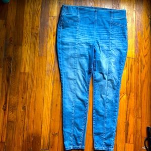 Simply Vera Jeggings Sz 16 gently worn